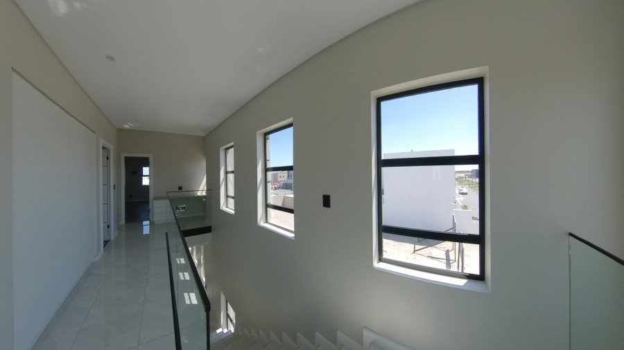 3 Bedroom Property for Sale in Sandown Western Cape